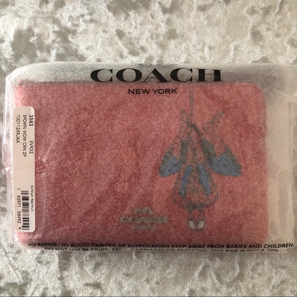 🔥Coach x Marvel │ Leather Wristlet w/ Spider-Man - Picture 2 of 6